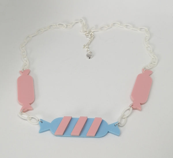 Wrapping Sweets Necklace